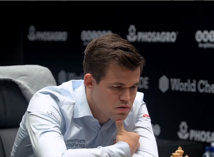 Carlsen mantiene el titulo
